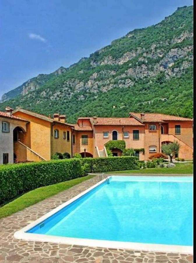 Residence I Prati Di Giussana Lierna Ngoại thất bức ảnh